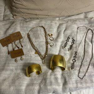 Bundle of Handmade and fashion jewelry Gold and silver set - 12 pcs.
